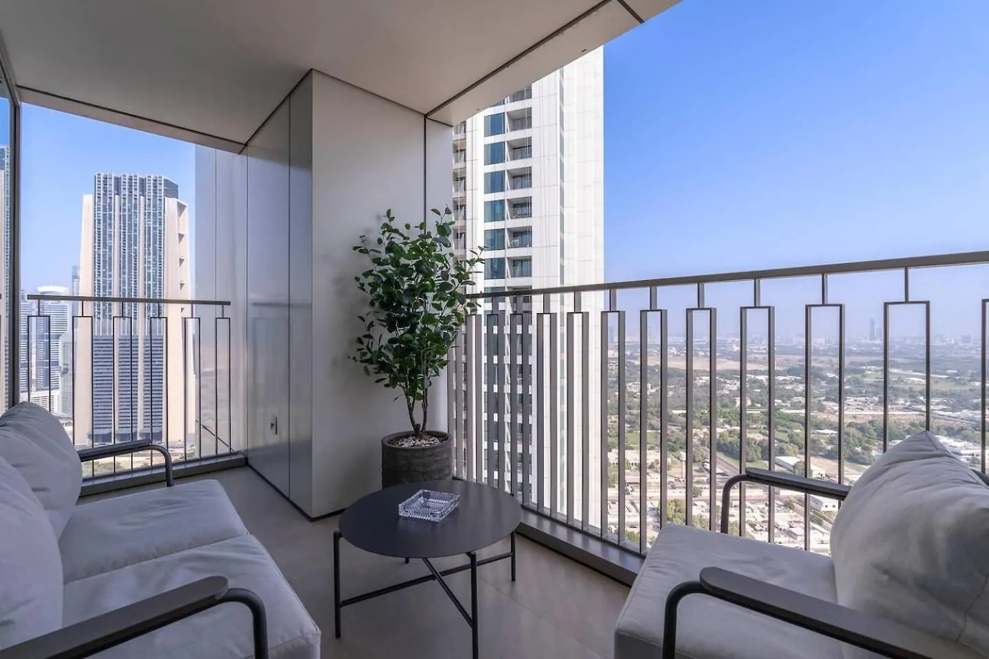 Apartamento Stunning Views, Luxury Residence By Chi Living Dubái